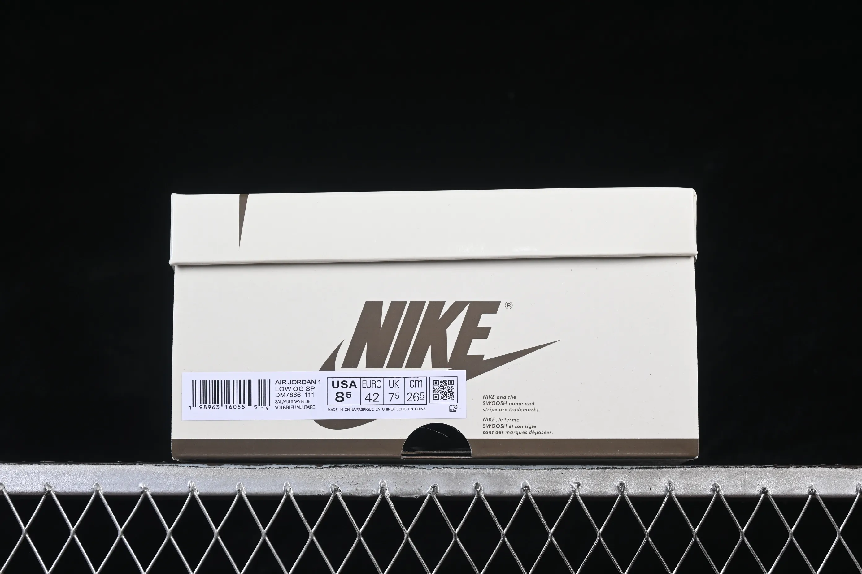 All categories Air Jordan Jordan series basketball shoes Air Jordan 1 Low Travis Scott x Air Jordan 1 Low OG AJ1 Joe 1 joint overhead hook DM7866-111